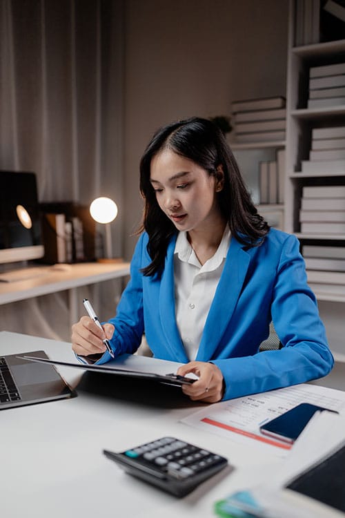 Business woman working in a startup company